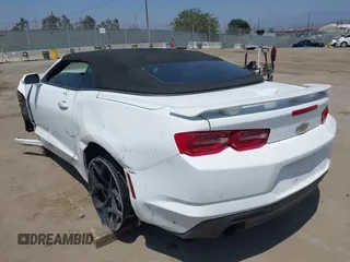 2019 Chevrolet Camaro 1LT with VIN 1G1FB3DX9K0140041, listed as a IAAI auction lot 42799146 with 140,681 mi miles and . Bid and sale history available at DreamBid. Image 3.