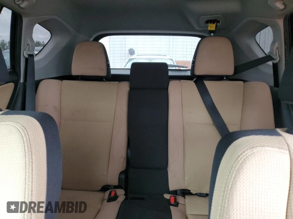 2018 Toyota RAV4 XLE with VIN 2T3RFREVXJW723057, listed as a Copart auction lot 49176705 with 5,980 mi miles and Salvage Title. Bid and sale history available at DreamBid. Image 10.