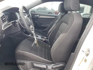 2024 Volkswagen Jetta Sport z VIN 3VWBM7BU5RM064239, wystawiony jako Copart lot #56645935 z przebiegiem 25 067 mil mil oraz Nie do naprawy • Non repairable. Historia ofert i sprzedaży dostępna na DreamBid. Obrazek 7.