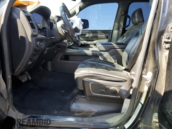 2019 Ram 1500 Limited z VIN 1C6SRFHT6KN566564, wystawiony jako Copart lot #47028485 z przebiegiem 187 634 mil mil oraz Szkoda całkowita • Salvage title. Historia ofert i sprzedaży dostępna na DreamBid. Obrazek 7.