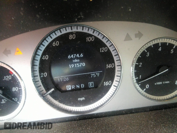 2011 Mercedes-Benz GLK GLK 350 with VIN WDCGG8HB0BF670401, listed as a IAAI auction lot 42027976 with 191,570 mi miles and . Bid and sale history available at carsss.com. Image 7.