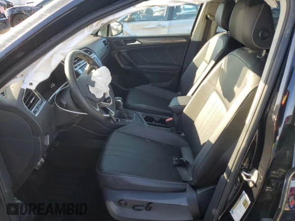 2022 Volkswagen Tiguan SE with VIN 3VV3B7AX7NM162029, listed as a Copart auction lot 49803065 with 11,407 mi miles and Salvage Title. Bid and sale history available at DreamBid. Image 7.