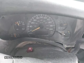 2002 GMC Savana z VIN 1GTHG39R121203395, wystawiony jako IAAI lot #41739349 z przebiegiem 140 692 mil mil oraz . Historia ofert i sprzedaży dostępna na DreamBid. Obrazek 7.