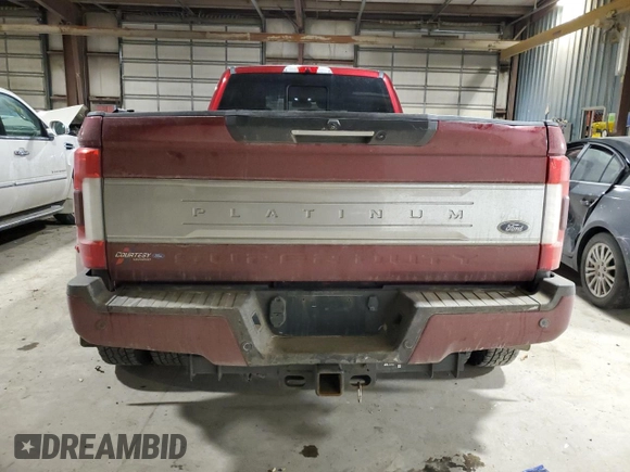 2017 Ford F-350 Lariat z VIN 1FT8W3DT5HEC70525, wystawiony jako Copart lot #88134505 z przebiegiem 115 985 mil mil oraz Szkoda całkowita • Salvage title. Historia ofert i sprzedaży dostępna na DreamBid. Obrazek 6.