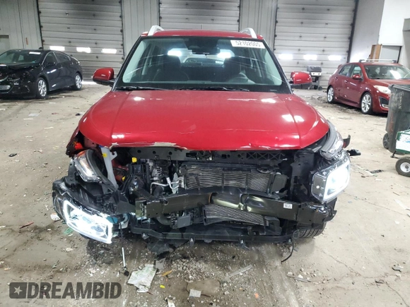 2024 Hyundai Venue Limited with VIN KMHRC8A36RU291658, listed as a Copart auction lot 52102005 with 4,170 mi miles and Salvage Title. Bid and sale history available at DreamBid. Image 5.