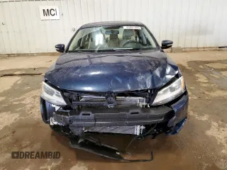2012 Volkswagen Jetta SE z VIN 3VWDX7AJ1CM071753, wystawiony jako Copart lot #44001405 z przebiegiem 148 102 mil mil oraz Czysty tytuł • Clean title. Historia ofert i sprzedaży dostępna na DreamBid. Obrazek 5.