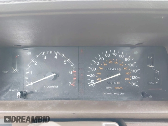 1985 Toyota Camry z VIN JT2SV16E9F0351378, wystawiony jako IAAI lot #42194705 z przebiegiem 192 476 mil mil oraz . Historia ofert i sprzedaży dostępna na DreamBid. Obrazek 7.