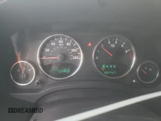 2009 Jeep Patriot z VIN 1J8FF48B39D208118, wystawiony jako Copart lot #81838154 z przebiegiem 182 457 mil mil oraz Szkoda całkowita • Salvage title. Historia ofert i sprzedaży dostępna na DreamBid. Obrazek 9.