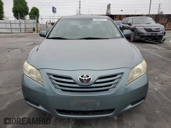 2008 Toyota Camry LE z VIN 4T4BE46K48R016122, wystawiony jako Copart lot #59758125 z przebiegiem 172 945 mil mil oraz Szkoda całkowita • Salvage title. Historia ofert i sprzedaży dostępna na DreamBid. Obrazek 5.