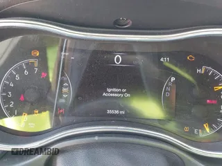 2022 Jeep Grand Cherokee Limited z VIN 1C4RJEBG3NC154302, wystawiony jako IAAI lot #42027851 z przebiegiem 35 536 mil mil oraz . Historia ofert i sprzedaży dostępna na DreamBid. Obrazek 7.