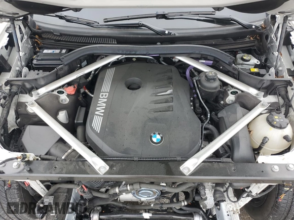 2024 BMW X7 xDrive40i z VIN 5UX23EM06R9S67707, wystawiony jako Copart lot #50916935 z przebiegiem 27 958 mil mil oraz Szkoda całkowita • Salvage title. Historia ofert i sprzedaży dostępna na DreamBid. Obrazek 12.