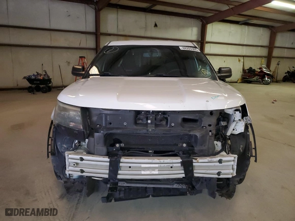 2016 Ford Utility Police Interceptor with VIN 1FM5K8AR9GGC93499, listed as a Copart auction lot 44355305 with 106,315 mi miles and Salvage Title. Bid and sale history available at carsss.com. Image 5.
