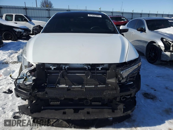 2024 Toyota Crown Platinum z VIN JTDAFAAF5R3007548, wystawiony jako Copart lot #87432504 z przebiegiem 18 132 mil mil oraz Szkoda całkowita • Salvage title. Historia ofert i sprzedaży dostępna na DreamBid. Obrazek 5.