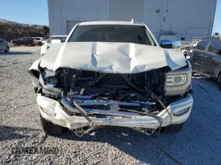 2018 GMC Sierra 1500 Denali z VIN 3GTU2PEJ0JG128872, wystawiony jako Copart lot #42257025 z przebiegiem 110 182 mil mil oraz Szkoda całkowita • Salvage title. Historia ofert i sprzedaży dostępna na DreamBid. Obrazek 5.