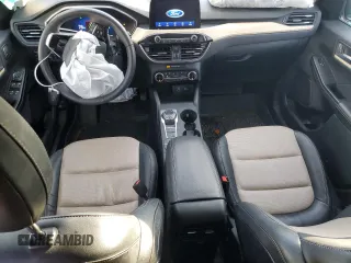 2022 Ford Escape Titanium Plug-In Hybrid with VIN 1FMCU0LZXNUA86733, listed as a Copart auction lot 70431164 with 29,311 mi miles and Salvage title. Bid and sale history available at DreamBid. Image 8.