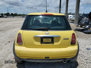 2006 MINI Hardtop with VIN WMWRC33556TJ75369, listed as a Copart auction lot 61793745 with 60,194 mi miles and Clean title. Bid and sale history available at DreamBid. Image 6.