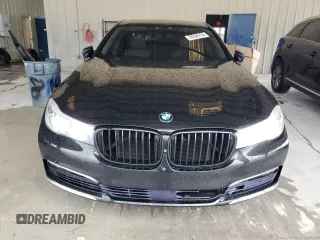 2016 BMW 7 Series 740i z VIN WBA7E2C55GG547752, wystawiony jako Copart lot #59336725 z przebiegiem Nie podano mil oraz Czysty tytuł • Clean title. Historia ofert i sprzedaży dostępna na DreamBid. Obrazek 5.