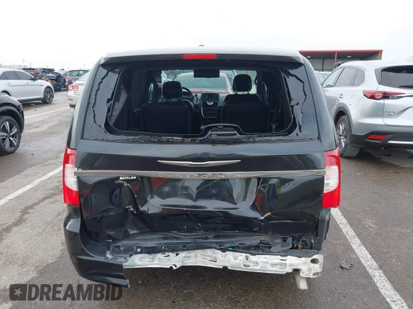 2015 Chrysler Town & Country S with VIN 2C4RC1HG6FR674254, listed as a IAAI auction lot 41199889 with 132,598 mi miles and . Bid and sale history available at DreamBid. Image 6.