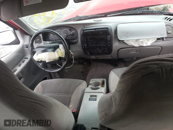 1999 Ford Explorer z VIN 1FMYU22E4XUC00826, wystawiony jako Copart lot #37296674 z przebiegiem 228 735 mil mil oraz Szkoda całkowita • Salvage title. Historia ofert i sprzedaży dostępna na DreamBid. Obrazek 8.