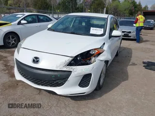 2013 Mazda 3 i Touring with VIN JM1BL1L72D1781733, listed as a IAAI auction lot 41903733 with 138,286 mi miles and . Bid and sale history available at carsss.com. Image 2.
