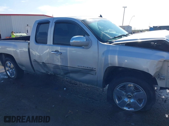 2010 Chevrolet Silverado 1500 LT with VIN 1GCSCSE04AZ116383, listed as a IAAI auction lot 41508799 with 168,530 mi miles and . Bid and sale history available at DreamBid. Image 13.