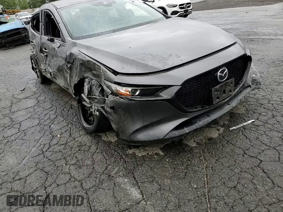 2021 Mazda 3 Select z VIN JM1BPAKL7M1319641, wystawiony jako Copart lot #53865195 z przebiegiem 37 891 mil mil oraz Szkoda całkowita • Salvage title. Historia ofert i sprzedaży dostępna na DreamBid. Obrazek 14.