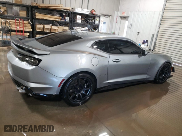 2023 Chevrolet Camaro ZL1 with VIN 1G1FK1R64P0156885, listed as a Copart auction lot 81836734 with 21,588 mi miles and Clean title. Bid and sale history available at DreamBid. Image 3.