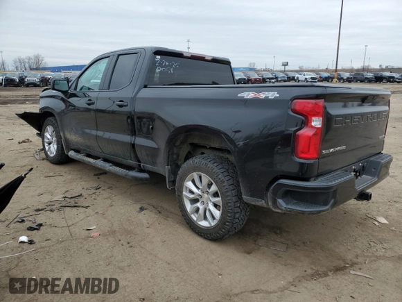 2019 Chevrolet Silverado 1500 Custom with VIN 1GCRYBEH3KZ370058, listed as a Copart auction lot 47594675 with 33,766 mi miles and Clean Title. Bid and sale history available at DreamBid. Image 2.