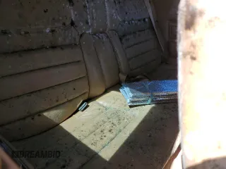 1990 Cadillac Eldorado z VIN 1G6EL1334LU616468, wystawiony jako Copart lot #76398934 z przebiegiem Nie podano mil oraz Szkody całkowita. Historia ofert i sprzedaży dostępna na DreamBid. Obrazek 10.