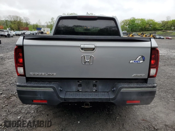 2018 Honda Ridgeline RTL-T z VIN 5FPYK3F65JB003934, wystawiony jako Copart lot #55588265 z przebiegiem 67 648 mil mil oraz Szkody całkowita. Historia ofert i sprzedaży dostępna na DreamBid. Obrazek 6.
