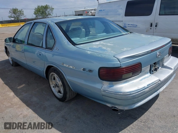 1995 Chevrolet Caprice with VIN 1G1BL52P9SR183249, listed as a IAAI auction lot 42125884 with Not Provided miles and . Bid and sale history available at DreamBid. Image 3.
