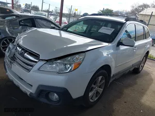 2013 Subaru Outback 2.5i Limited with VIN 4S4BRBLC2D3254437, listed as a IAAI auction lot 41680881 with 121,127 mi miles. Bid and sale history available at carsss.com. Image 17.