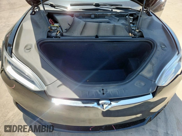 2021 Tesla Model S 75D with VIN 5YJSA1E42MF426965, listed as a Copart auction lot 63052185 with 50,405 mi miles and Salvage title. Bid and sale history available at DreamBid. Image 11.