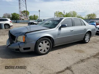 2001 Cadillac DeVille z VIN 1G6KD54Y41U273417, wystawiony jako Copart lot #55604295 z przebiegiem Nie podano mil oraz Szkoda całkowita • Salvage title. Historia ofert i sprzedaży dostępna na DreamBid. Obrazek 1.