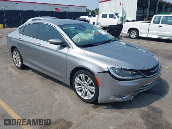 2015 Chrysler 200 Limited z VIN 1C3CCCAB5FN545827, wystawiony jako IAAI lot #42370385 z przebiegiem 134 318 mil mil oraz . Historia ofert i sprzedaży dostępna na DreamBid. Obrazek 1.