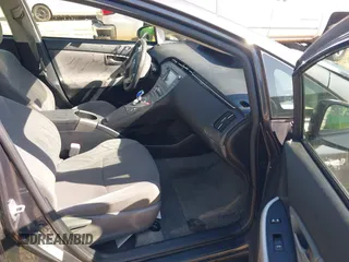 2013 Toyota Prius One with VIN JTDKN3DU1D1618162, listed as a IAAI auction lot 42003928 with 199,477 mi miles. Bid and sale history available at carsss.com. Image 5.