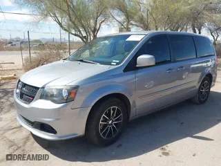 2016 Dodge Grand Caravan Canada Value Package with VIN 2C4RDGBG9GR319928, listed as a IAAI auction lot 41916971 with 116,680 mi miles. Bid and sale history available at carsss.com. Image 17.