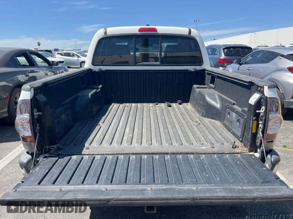 2011 Toyota Tacoma with VIN 3TMLU4EN7BM066588, listed as a IAAI auction lot 42056506 with 202,768 mi miles and . Bid and sale history available at DreamBid. Image 1.