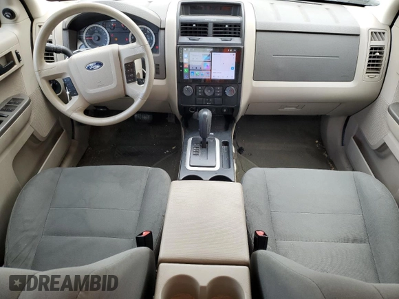 2012 Ford Escape XLS с VIN 1FMCU9C76CKA23687, выставлен на аукционе Copart как лот 55811985 с пробегом 147 845 миль миль и Списание • Salvage title. История ставок и продаж доступна на DreamBid. Изображение 8.