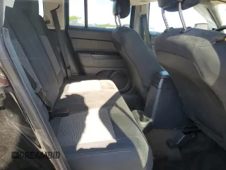 2014 Jeep Patriot Altitude z VIN 1C4NJPBA5ED848165, wystawiony jako Copart lot #56817635 z przebiegiem 150 174 mil mil oraz Szkoda całkowita • Salvage title. Historia ofert i sprzedaży dostępna na DreamBid. Obrazek 11.