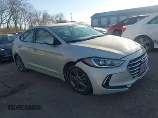 2017 Hyundai Elantra SE z VIN 5NPD84LF9HH185231, wystawiony jako IAAI lot #41841408 z przebiegiem 98 735 mil mil oraz . Historia ofert i sprzedaży dostępna na DreamBid. Obrazek 1.