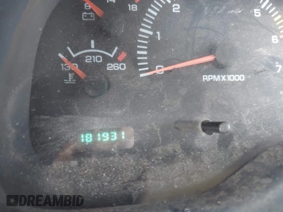 2000 Dodge Dakota Sport with VIN 1B7GL2AN8YS654014, listed as a IAAI auction lot 41470554 with 181,931 mi miles. Bid and sale history available at carsss.com. Image 7.