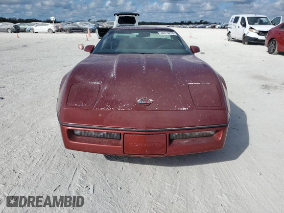 1988 Chevrolet Corvette z VIN 1G1YY2185J5120174, wystawiony jako Copart lot #44314235 z przebiegiem 85 341 mil mil oraz Nie do naprawy • Non repairable. Historia ofert i sprzedaży dostępna na DreamBid. Obrazek 5.