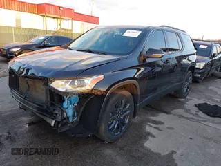 2021 Chevrolet Traverse RS z VIN 1GNEVJKW2MJ115124, wystawiony jako IAAI lot #41239893 z przebiegiem 37 720 mil mil oraz . Historia ofert i sprzedaży dostępna na DreamBid. Obrazek 2.