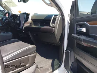 2023 Ram 2500 Laramie with VIN 3C6UR5FL2PG559276, listed as a IAAI auction lot 42281324 with 23,526 mi miles and . Bid and sale history available at DreamBid. Image 5.