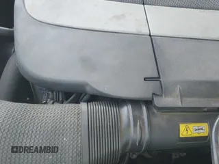 2009 Mercedes-Benz C 300 Sport z VIN WDDGF81X19F261502, wystawiony jako IAAI lot #42964093 z przebiegiem 106 395 mil mil oraz . Historia ofert i sprzedaży dostępna na DreamBid. Obrazek 19.