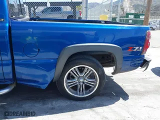 2003 Chevrolet Silverado 1500 LT with VIN 1GCEK19T83E128013, listed as a IAAI auction lot 41765827 with 195,646 mi miles. Bid and sale history available at carsss.com. Image 6.
