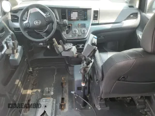 2017 Toyota Sienna SE with VIN 5TDXZ3DC3HS873163, listed as a Copart auction lot 59383605 with 81,223 mi miles and Salvage title. Bid and sale history available at DreamBid. Image 8.