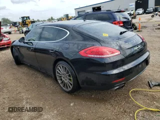 2015 Porsche Panamera S E-Hybrid z VIN WP0AD2A76FL041627, wystawiony jako Copart lot #63190924 z przebiegiem 88 860 mil mil oraz Szkody całkowita. Historia ofert i sprzedaży dostępna na DreamBid. Obrazek 2.