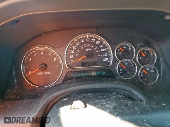 2003 GMC Envoy SLT z VIN 1GKDS13S332281271, wystawiony jako Copart lot #53685775 z przebiegiem 236 997 mil mil oraz Szkody całkowita. Historia ofert i sprzedaży dostępna na DreamBid. Obrazek 9.